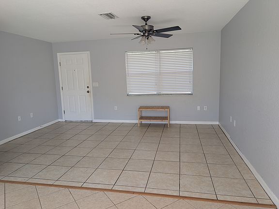 3rd image of 2363 Linton Ln