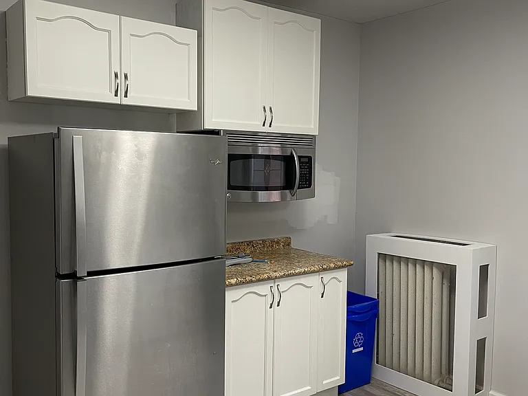 45 Ontario Ave #2 — Photo 2