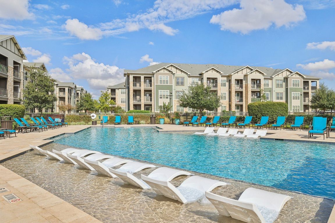 North Creek Apartments in Hutto, Texas