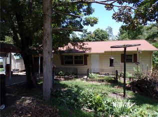 19038 Pinecrest Ln, Rogers, AR 72756