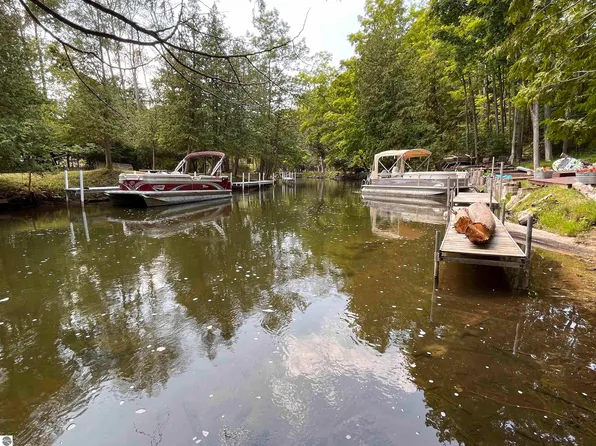 0 Seneca St, Bellaire, MI 49615