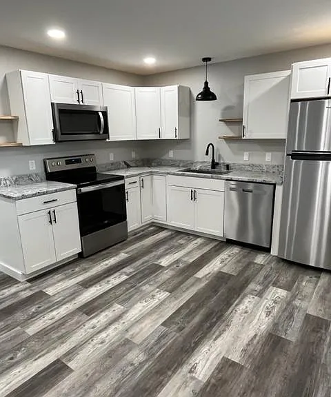 319 S Main St #2 — Photo 8
