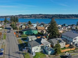 1020 Hayward Ave, Bremerton, WA 98310