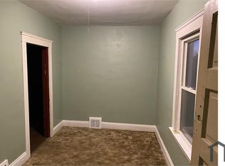 2406 Henninger Rd, Cleveland, OH 44109