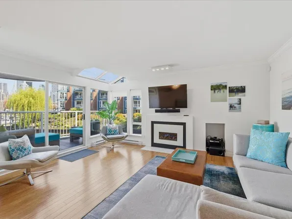 1523 Mariner Walk, Vancouver, BC V6J 4X9