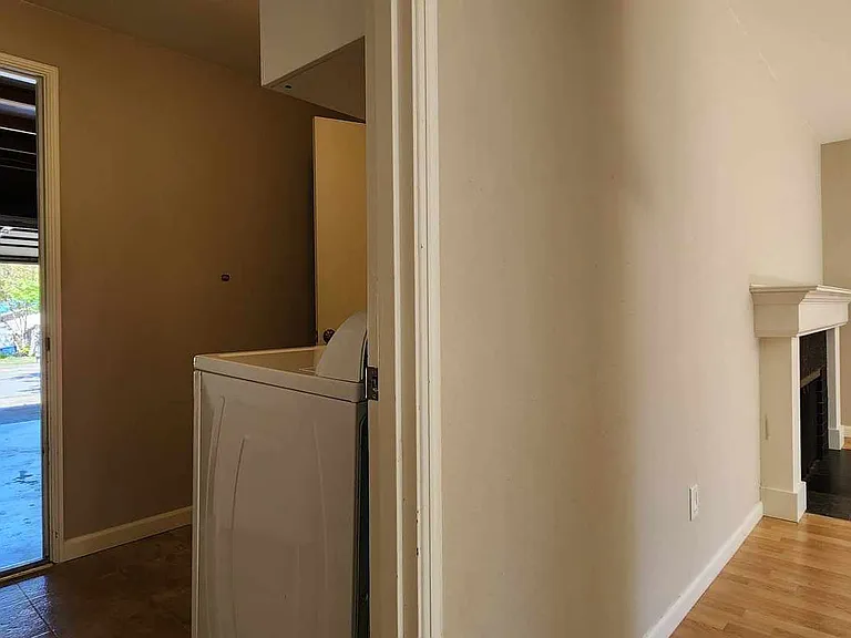 16811 NE 32nd St — Photo 10