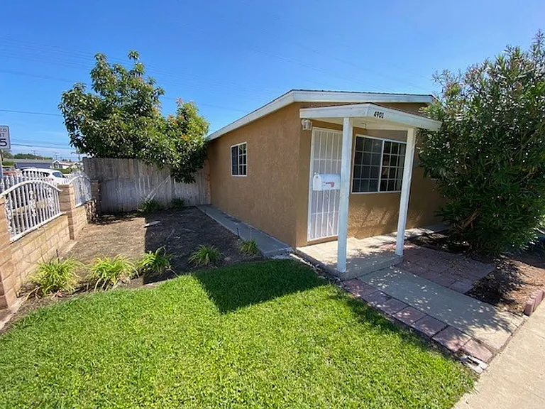 4901 Frink Ave — Photo 15
