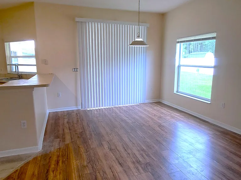 41 Rickenbacker Dr — Photo 14