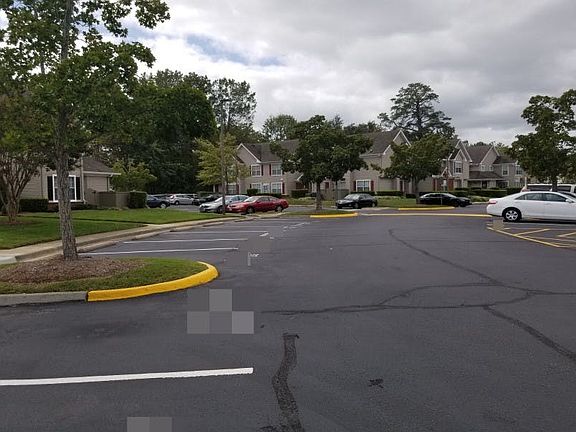 4th image of 3825 Lasalle Dr APT 109