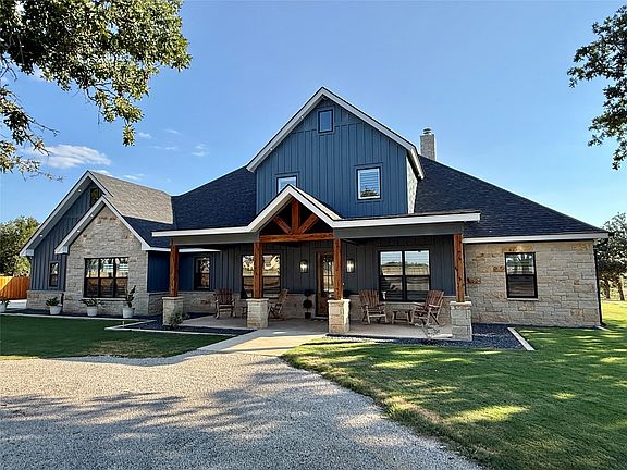 5th image of 1526 Half Moon Cir