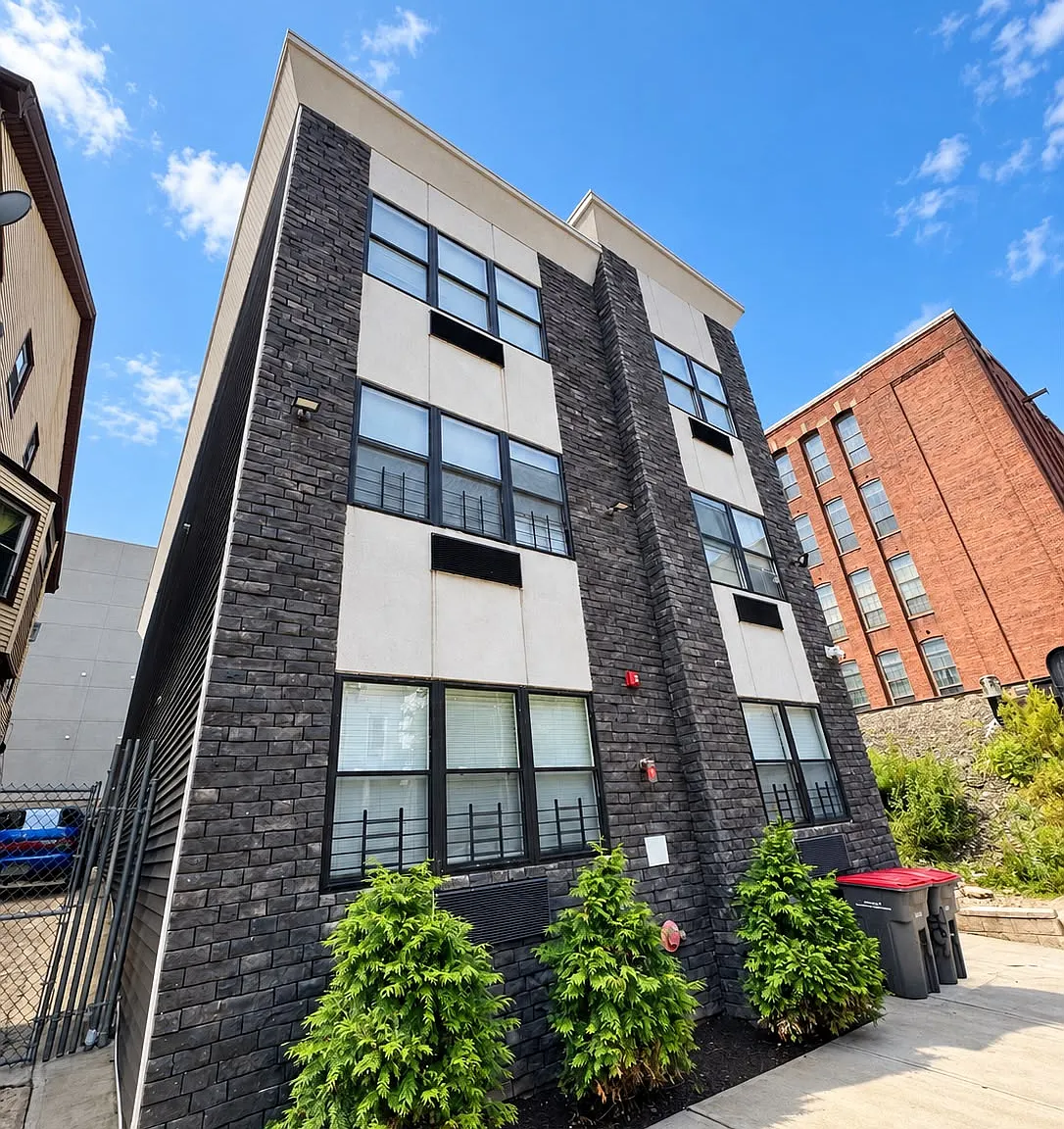 116 Fair St — Photo 1