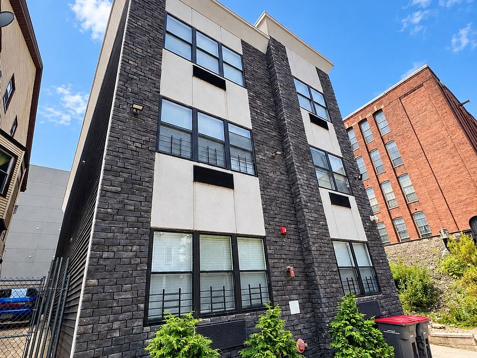 1st image of 116 Fair St APT 2