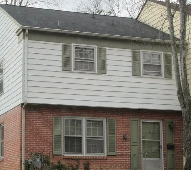 124 Camelot Ct