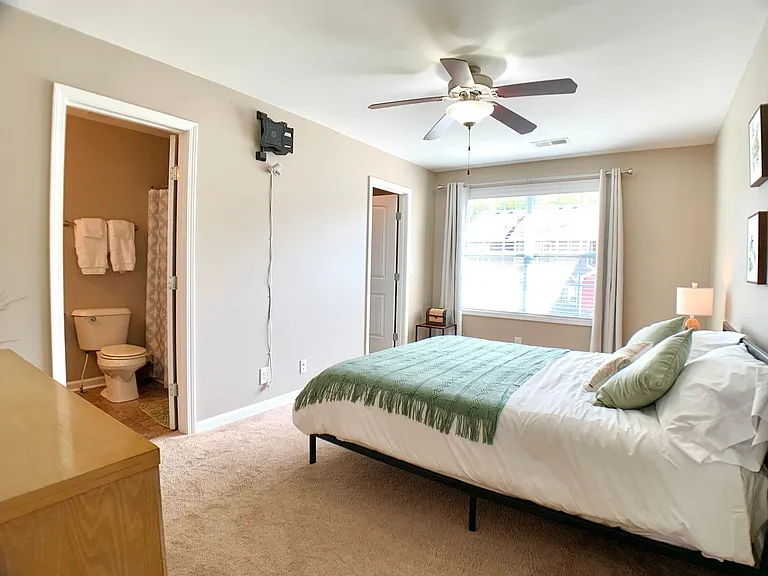 308 Sam Houston Cir — Photo 19