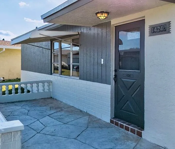 2 bed, 2.0 bath, 1618 sqft, $2,600 — Photo 2
