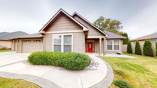 136 Costello Pl Photo 1