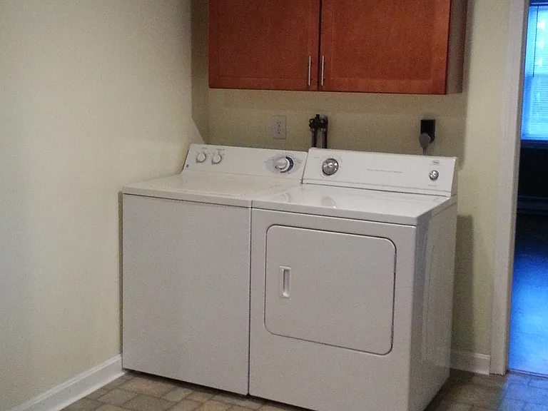 25 Coburn Ave #2 — Photo 2
