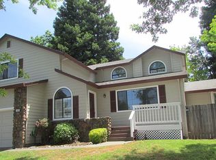 1896 Bennett Meadows Ln, Santa Rosa, CA 95405