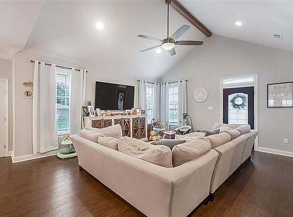 3rd image of 1305 E Genie St