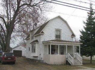 323 Chestnut St, Webberville, MI 48892