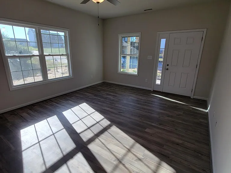 1035 Old Trail Rd — Photo 2
