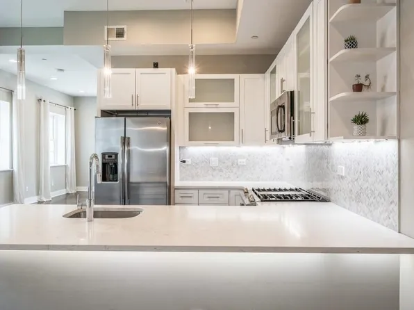 126 Delaware Avenue image 17 of 26