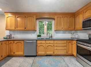 12 Wheatland St #12, Peabody, MA 01960