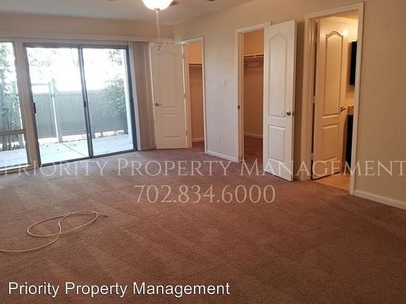 3rd image of 745 Oakmont Ave Unit 1001