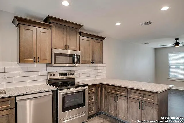 349 Will Rogers Dr #B — Photo 16