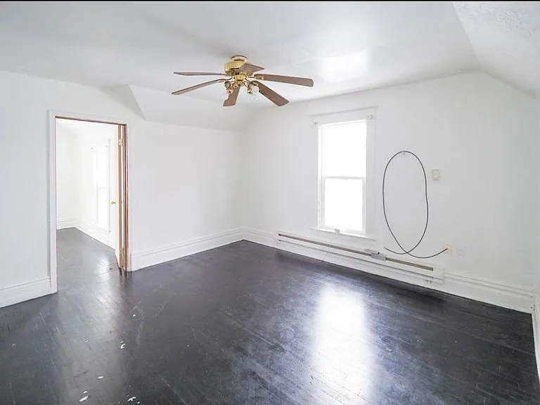 911 E Stockbridge Ave #2 — Photo 5