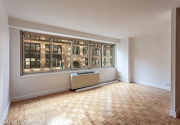 3rd image of 55 W 14th St APT 4E