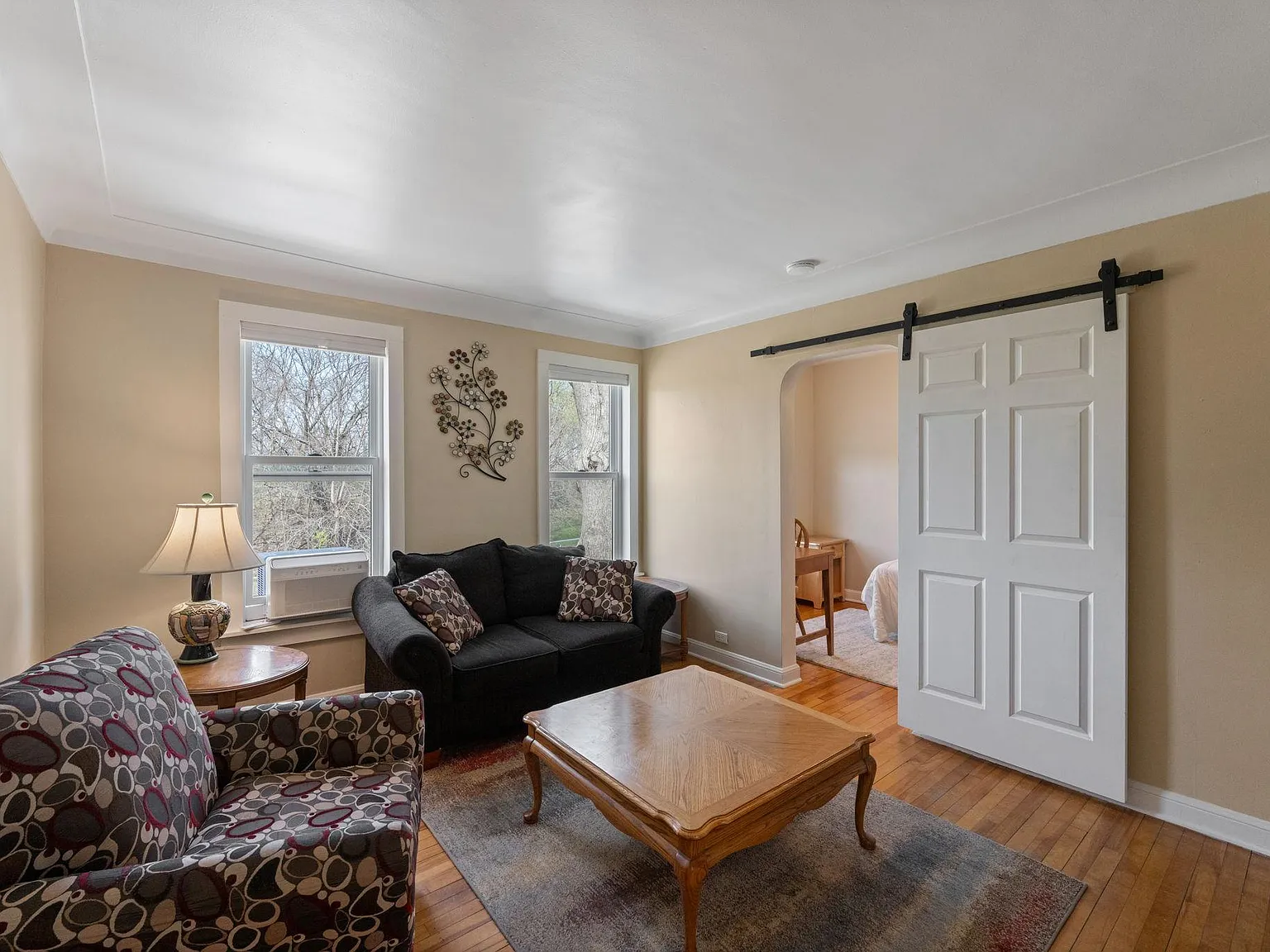 2 bed, 1.0 bath, 750 sqft, $1,595 — Photo 2