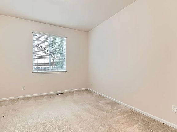 3rd image of 13424 W 64th Pl