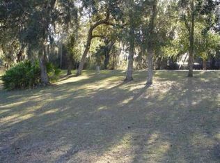 2271 NE 145th Ave, Silver Springs, FL 34488