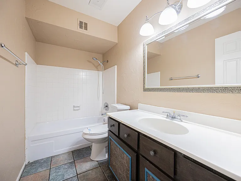 2812 S Cottonwood Dr — Photo 20