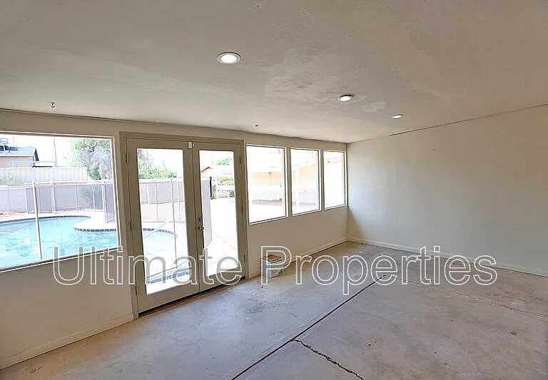 4129 E Bluefield Ave — Photo 22