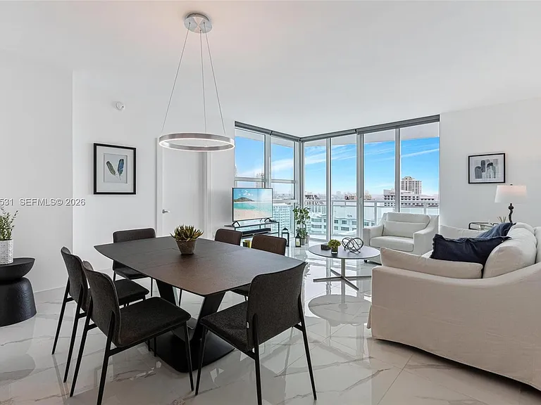 950 Brickell Bay Dr #2210 — Photo 15