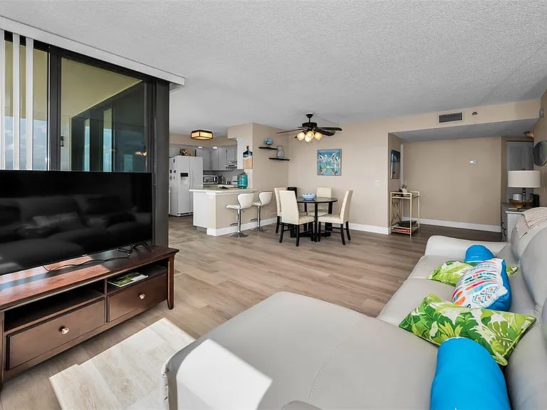 6322 Palma Del Mar Blvd S #1104 — Photo 9