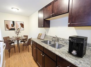 Cedar Avenue Apartments, Minneapolis, MN 55423