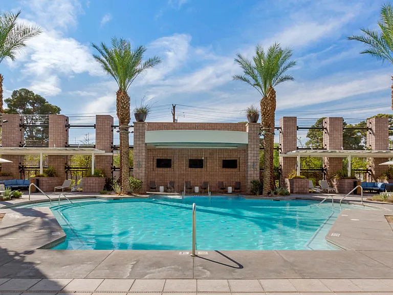 The Rays at Vegas Towers — Photo 3