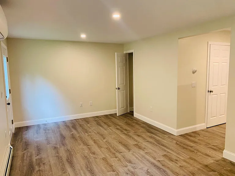 85 Smithfield Rd #3 — Photo 3