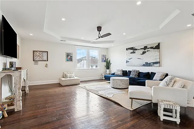 2600 Peniston St #UPPER — Photo 6