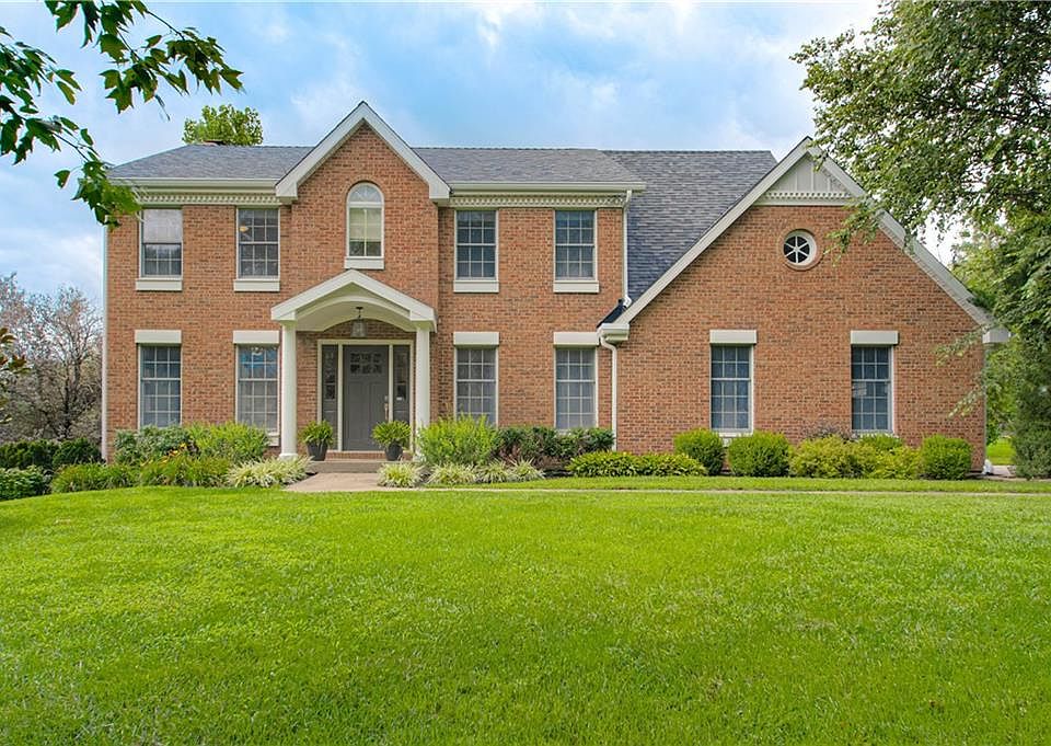 1st image of 15850 Country Ln