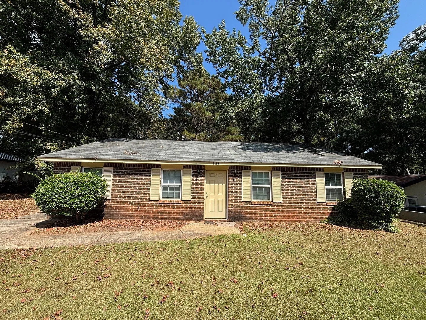 958 Pleasant Ave. — Photo 1