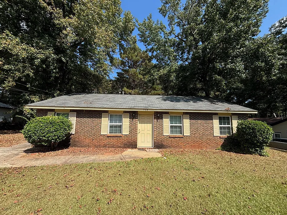 958 Pleasant Ave