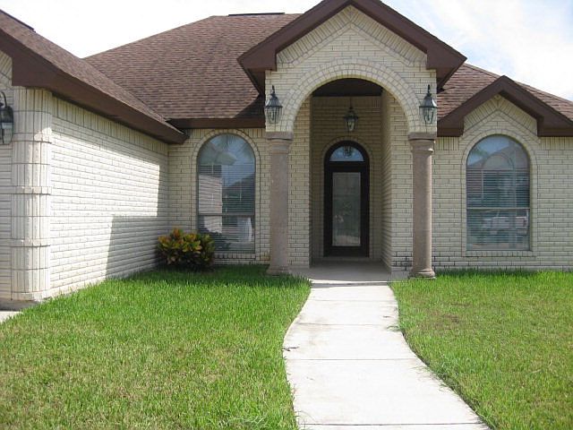 1st image of 2433 Christina Ave