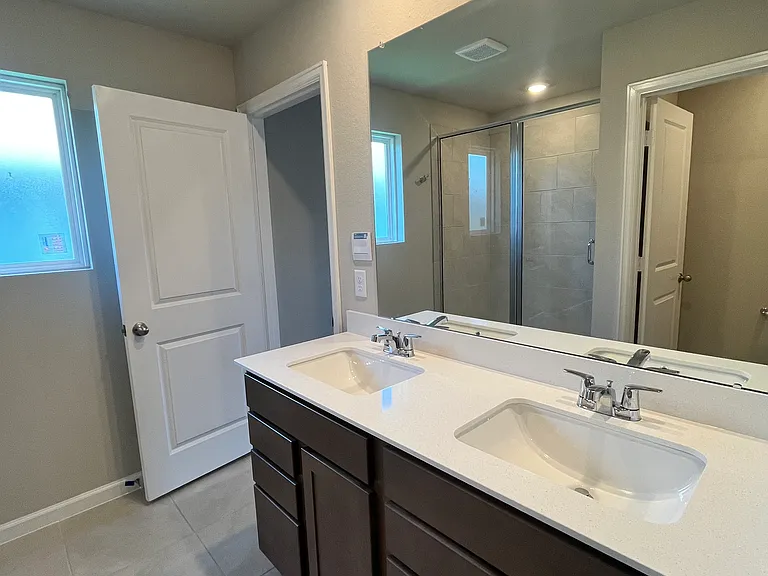 1140 Toledo Bend Dr — Photo 4