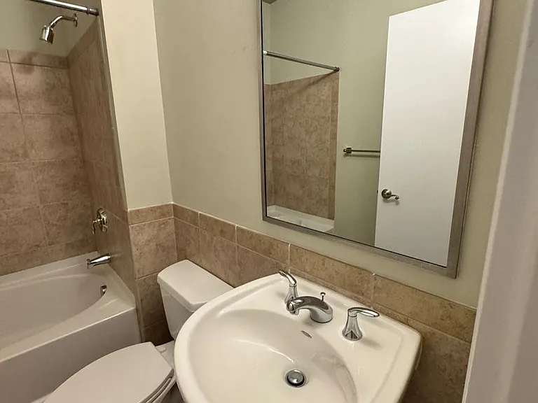 415 Saint Pauls Blvd #406 — Photo 6