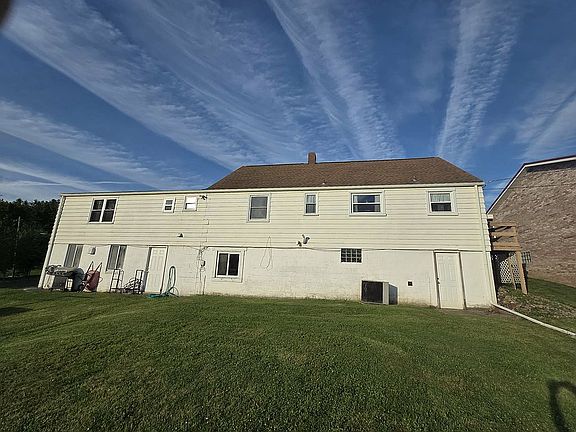 4th image of 113 Brockton Rd