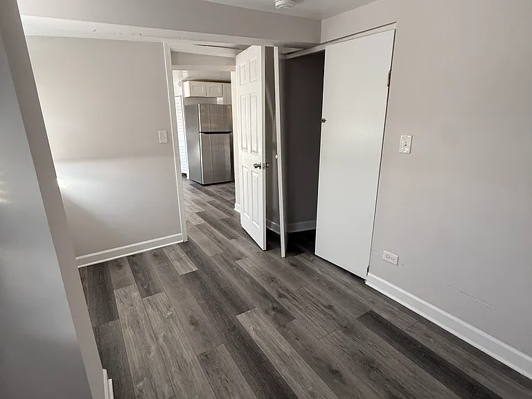 3004-06 S Archer Ave S #4FE — Photo 11